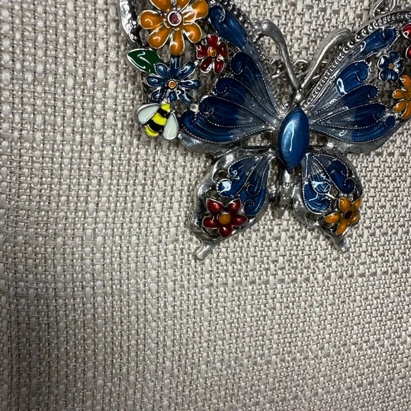 NWT Large Silver Butterfly Pendant Necklace with Multicolor Accents - Picture 5 of 10